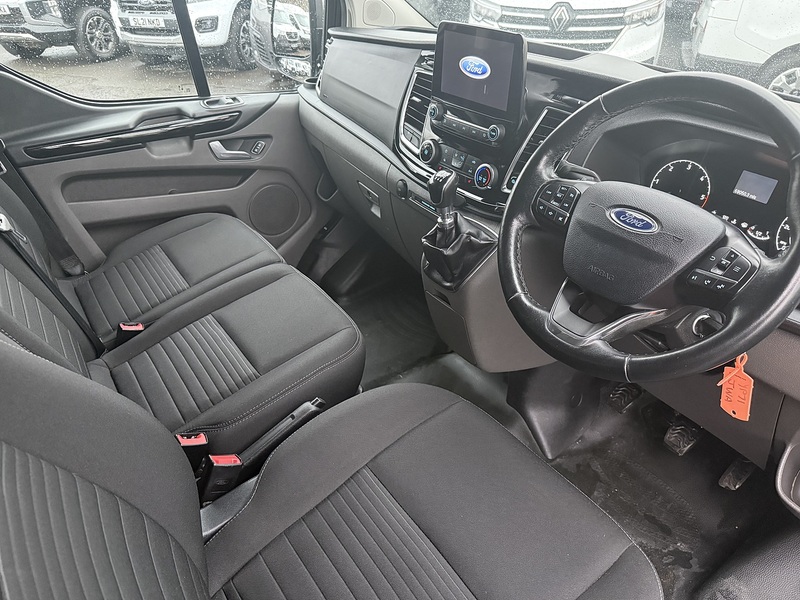 Ford 2.0 300 EcoBlue Limited Panel Van 5dr Diesel Manual L2 H1 Euro 6 (s/s) (130 ps)