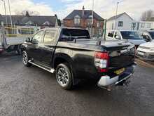 Mitsubishi L200 DI-D DC Warrior 