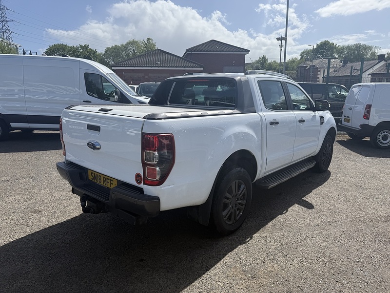 Ford 3.2 TDCi Wildtrak Pickup Double Cab 4dr Diesel Manual 4WD Euro 5 (s/s) (200 ps)