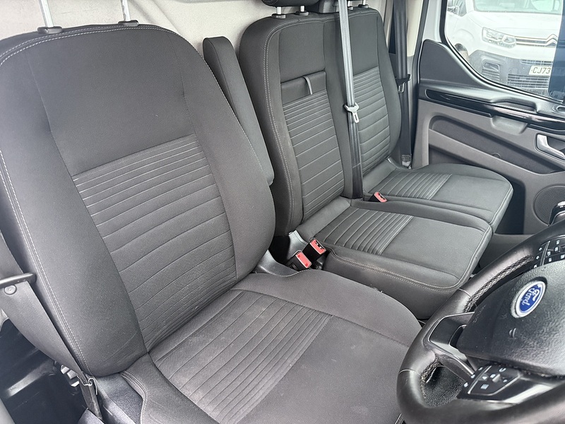 Ford 2.0 300 EcoBlue Limited Panel Van 5dr Diesel Manual L2 H1 Euro 6 (s/s) (130 ps)