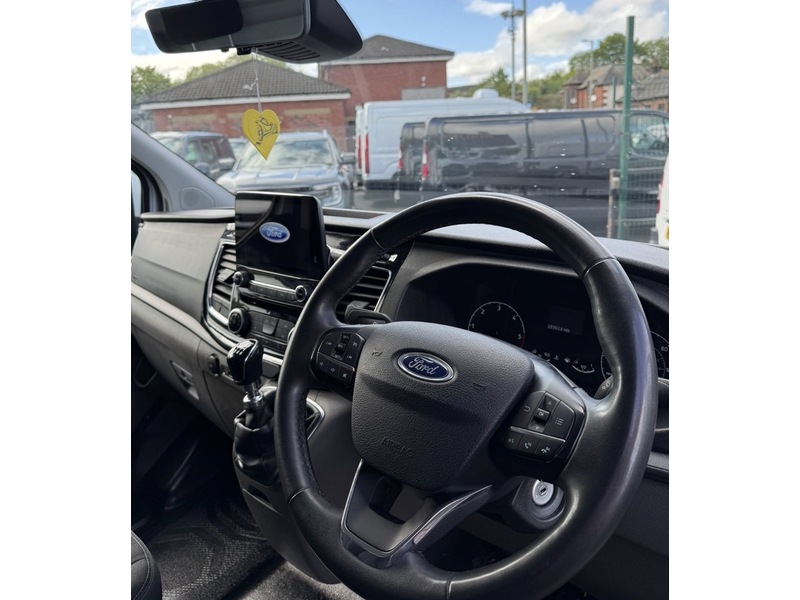 Ford 2.0 300 EcoBlue Limited Panel Van 5dr Diesel Manual L2 H1 Euro 6 (s/s) (130 ps)