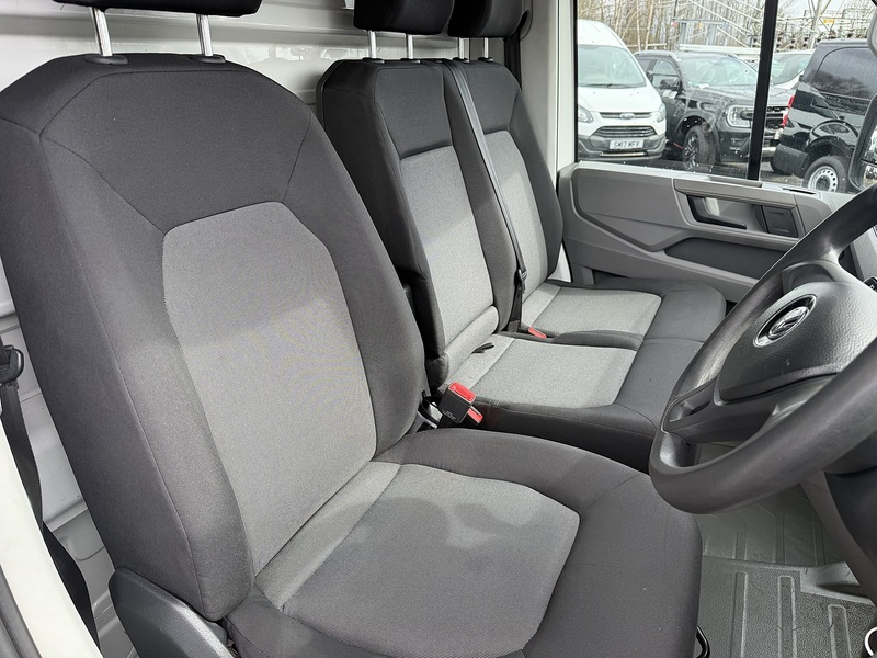 Volkswagen 2.0 TDI CR35 Startline Chassis Cab 2dr Diesel Manual RWD LWB Euro 6 (s/s) (140 ps)