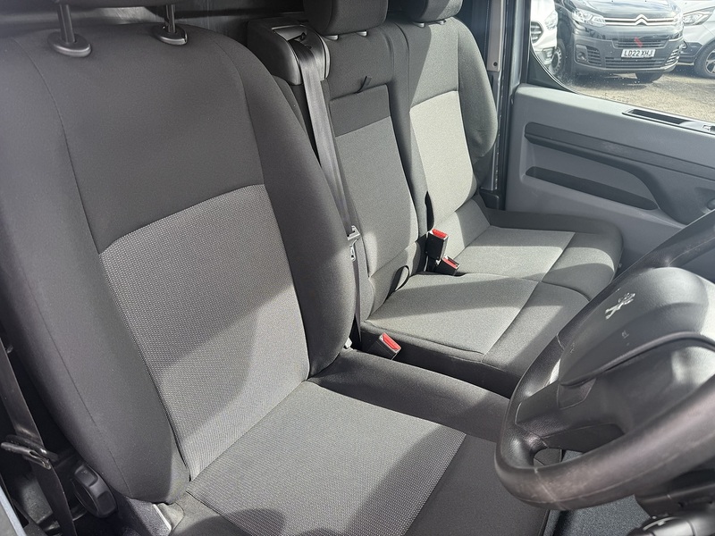 Peugeot 1.5 BlueHDi 1000 Professional Premium Long Panel Van 6dr Diesel Manual LWB Euro 6 (s/s) (100 bhp)