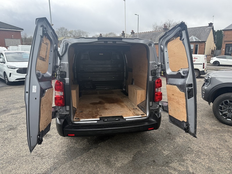 Peugeot 1.5 BlueHDi 1000 Professional Premium Long Panel Van 6dr Diesel Manual LWB Euro 6 (s/s) (100 bhp)