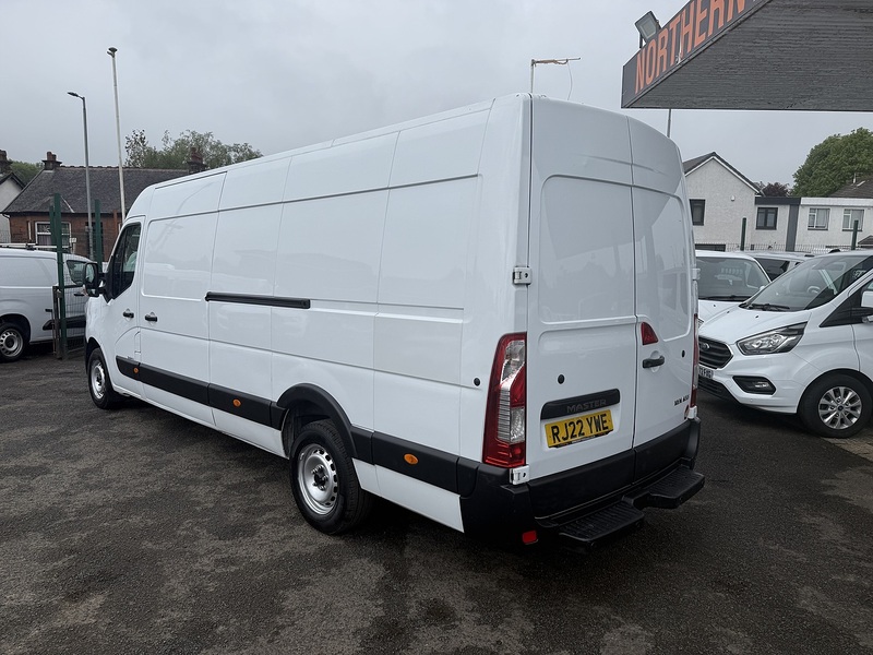 Renault Master  Panel Van 2.3 Manual Diesel