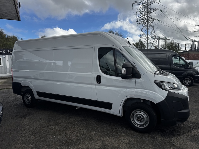 Vauxhall 2.2 CDTi 3500 BiTurbo Prime Panel Van 5dr Diesel Manual L3 H2 Euro 6 (s/s) (140 ps)