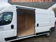 Vauxhall Movano CDTi 3500 BiTurbo Prime 