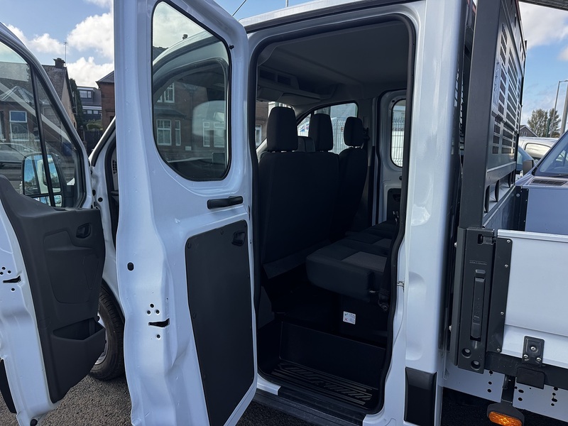 Ford 2.0 350 EcoBlue Leader Chassis Double Cab 4dr Diesel Manual RWD L3 Euro 6 (s/s) (130 ps)