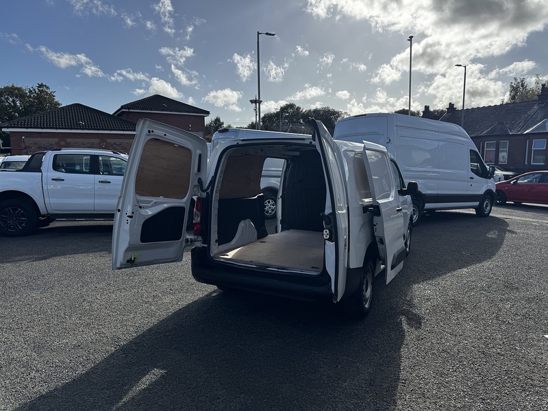 Vauxhall 1.5 Turbo D 2300 Prime Panel Van 6dr Diesel Manual L2 H1 Euro 6 (s/s) (100 ps)