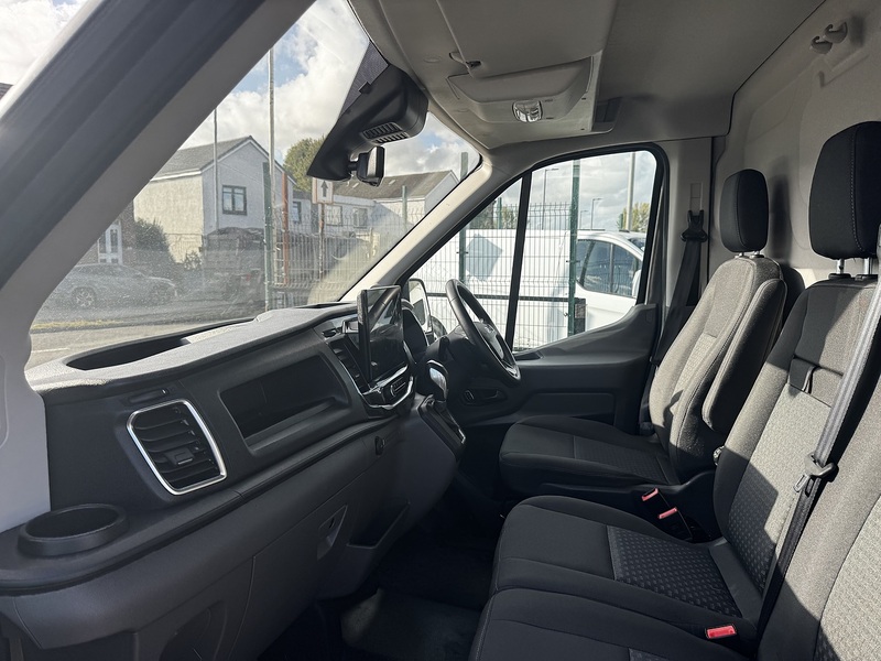 Ford 2.0 350 EcoBlue Limited Panel Van 5dr Diesel Auto FWD L3 H2 Euro 6 (s/s) (130 ps)