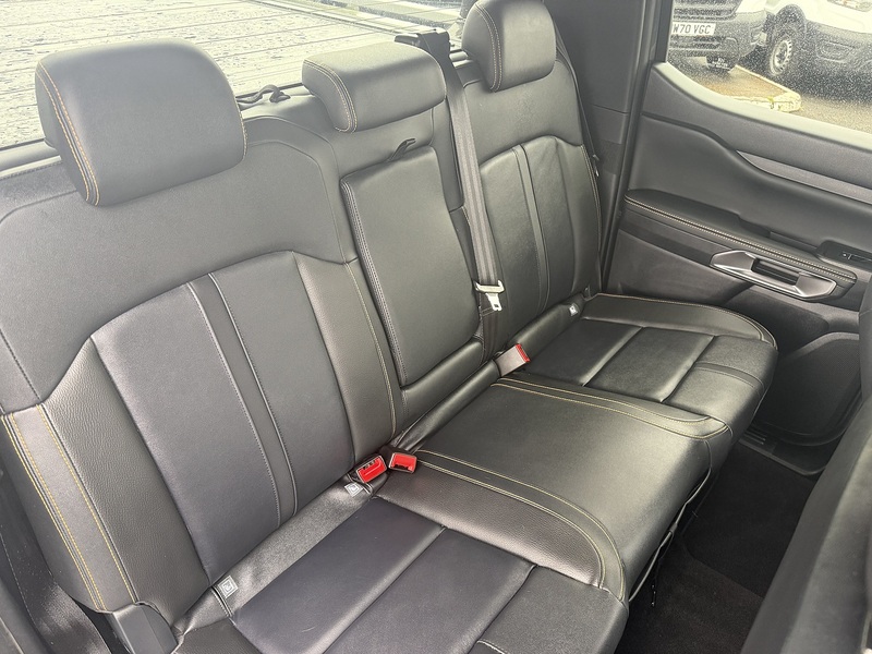 Ford 2.0 TD EcoBlue Wildtrak Pickup Double Cab 4dr Diesel Auto 4WD Euro 6 (s/s) (205 ps)