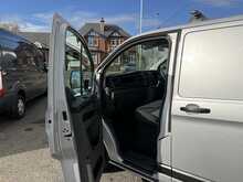 Ford Transit Custom 280 EcoBlue Leader 