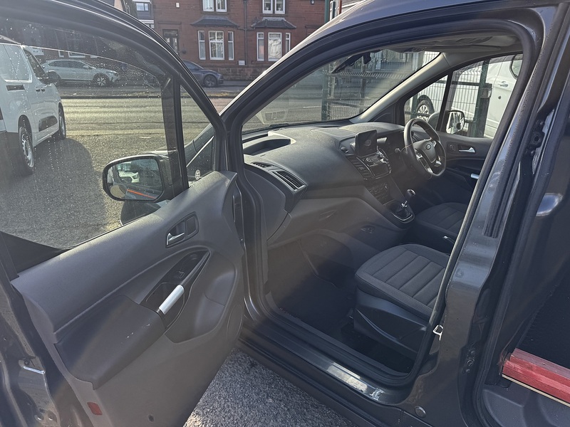 Ford 1.5 200 EcoBlue Limited Panel Van 5dr Diesel Manual L1 Euro 6 (s/s) (120 ps)