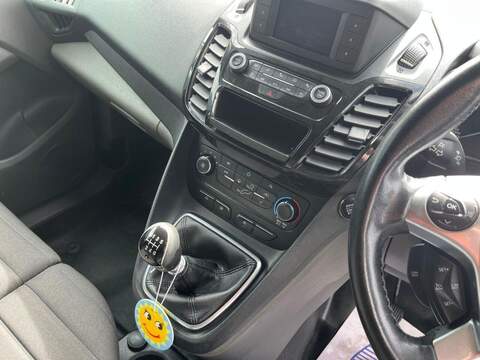 FORD TRANSIT CONNECT 1.5 200 EcoBlue Limited Panel Van 5dr Diesel Manual L1 Euro 6 (s/s) (120 ps) Panel Van - U14849