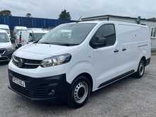 VAUXHALL VIVARO