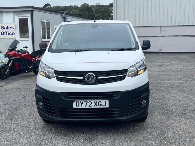 VAUXHALL VIVARO 1.5 Turbo D 2900 Dynamic Panel Van 6dr Diesel Manual L2 H1 Euro 6 (s/s) (100 ps) - U14899