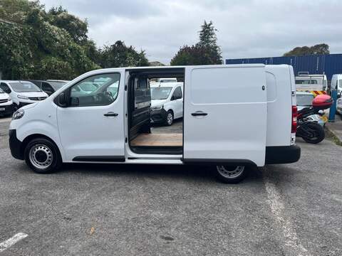 VAUXHALL VIVARO 1.5 Turbo D 2900 Dynamic Panel Van 6dr Diesel Manual L2 H1 Euro 6 (s/s) (100 ps) - U14899