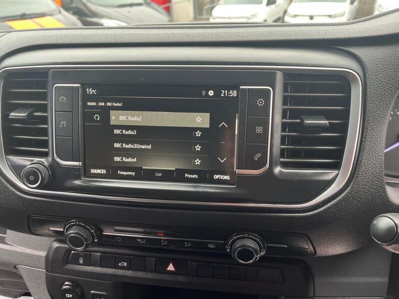 VAUXHALL VIVARO 1.5 Turbo D 2900 Dynamic Panel Van 6dr Diesel Manual L2 H1 Euro 6 (s/s) (100 ps) - U14899