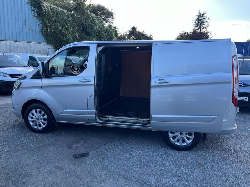 FORD TRANSIT CUSTOM 2.0 280 EcoBlue Limited Panel Van 5dr Diesel Manual L1 H1 Euro 6 (s/s) (130 ps) - U14902