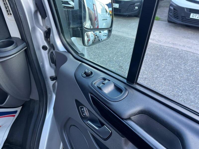 FORD TRANSIT CUSTOM 2.0 280 EcoBlue Limited Panel Van 5dr Diesel Manual L1 H1 Euro 6 (s/s) (130 ps) - U14902