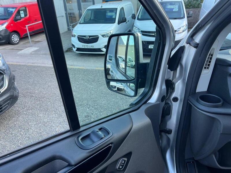 FORD TRANSIT CUSTOM 2.0 280 EcoBlue Limited Panel Van 5dr Diesel Manual L1 H1 Euro 6 (s/s) (130 ps) - U14902