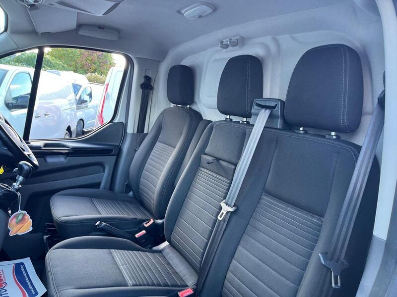 FORD TRANSIT CUSTOM 2.0 280 EcoBlue Limited Panel Van 5dr Diesel Manual L1 H1 Euro 6 (s/s) (130 ps) - U14902