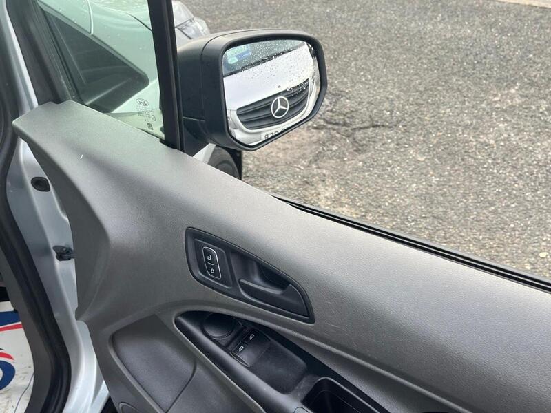 FORD TRANSIT CONNECT 1.5 200 EcoBlue Leader Panel Van 5dr Diesel Manual L1 Euro 6 (s/s) (100 ps) - U14936