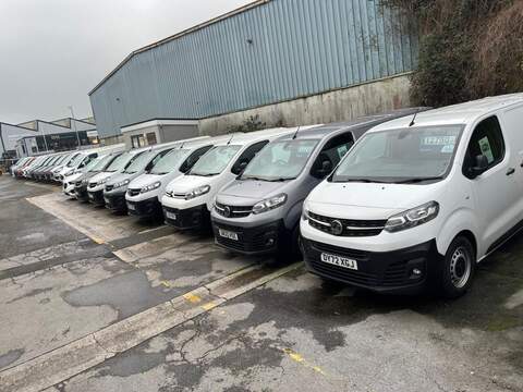 FORD TRANSIT CUSTOM 2.0 280 EcoBlue Limited Panel Van 5dr Diesel Manual L1 H1 Euro 6 (s/s) (130 ps) - U14985