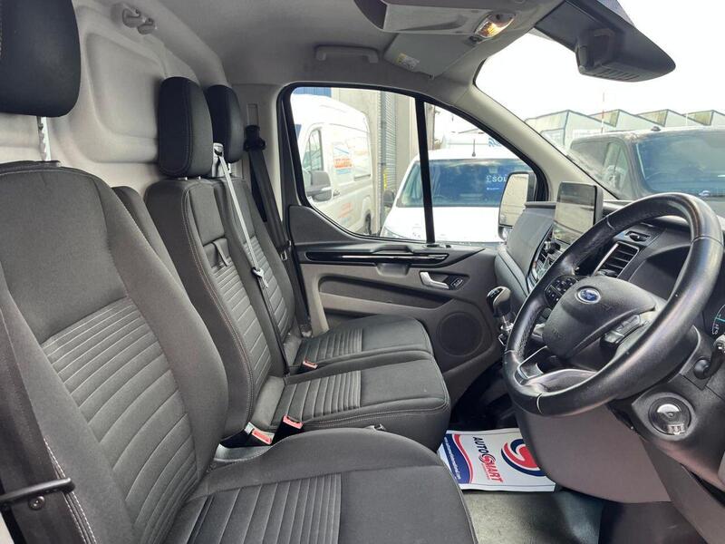 FORD TRANSIT CUSTOM 2.0 280 EcoBlue Limited Panel Van 5dr Diesel Manual L1 H1 Euro 6 (s/s) (130 ps) - U14985