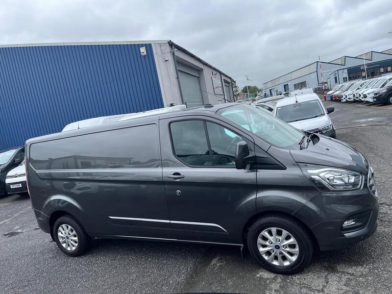 Ford Transit Custom 300 EcoBlue Limited - U14990