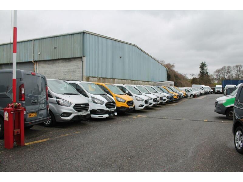 FORD TRANSIT CUSTOM 2.0 280 EcoBlue Limited Panel Van 5dr Diesel Manual L1 H2 Euro 6 (s/s) (130 ps) - U15015