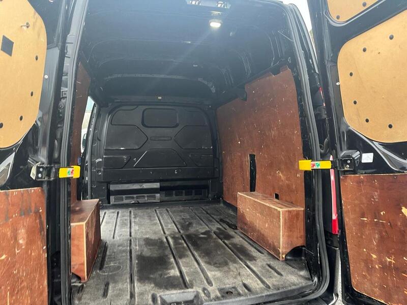 FORD TRANSIT CUSTOM 2.0 280 EcoBlue Limited Panel Van 5dr Diesel Manual L1 H2 Euro 6 (s/s) (130 ps) - U15015