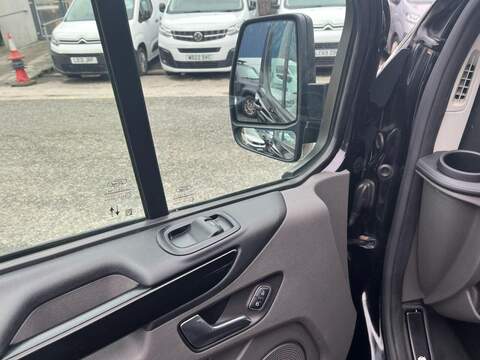 FORD TRANSIT CUSTOM 2.0 280 EcoBlue Limited Panel Van 5dr Diesel Manual L1 H2 Euro 6 (s/s) (130 ps) - U15015