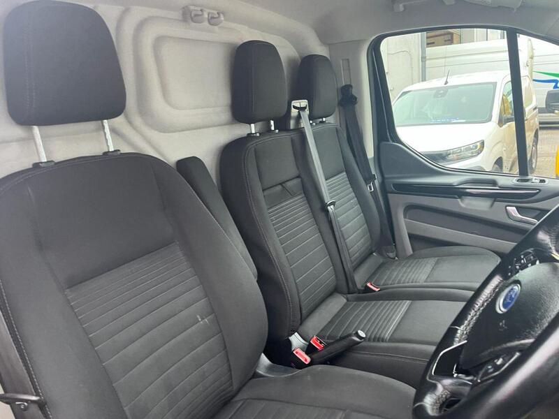 FORD TRANSIT CUSTOM 2.0 280 EcoBlue Limited Panel Van 5dr Diesel Manual L1 H2 Euro 6 (s/s) (130 ps) - U15015