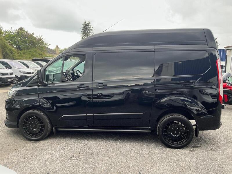 FORD TRANSIT CUSTOM 2.0 280 EcoBlue Limited Panel Van 5dr Diesel Manual L1 H2 Euro 6 (s/s) (130 ps) - U15015