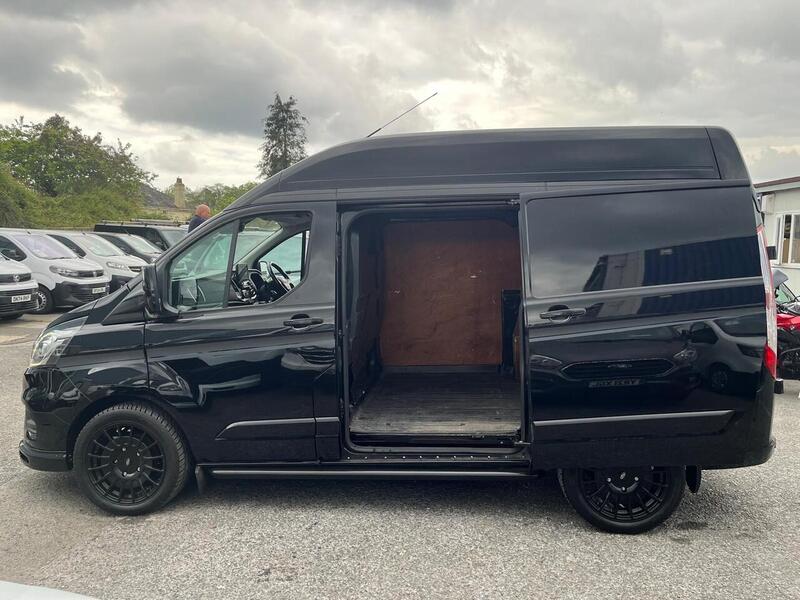 FORD TRANSIT CUSTOM 2.0 280 EcoBlue Limited Panel Van 5dr Diesel Manual L1 H2 Euro 6 (s/s) (130 ps) - U15015