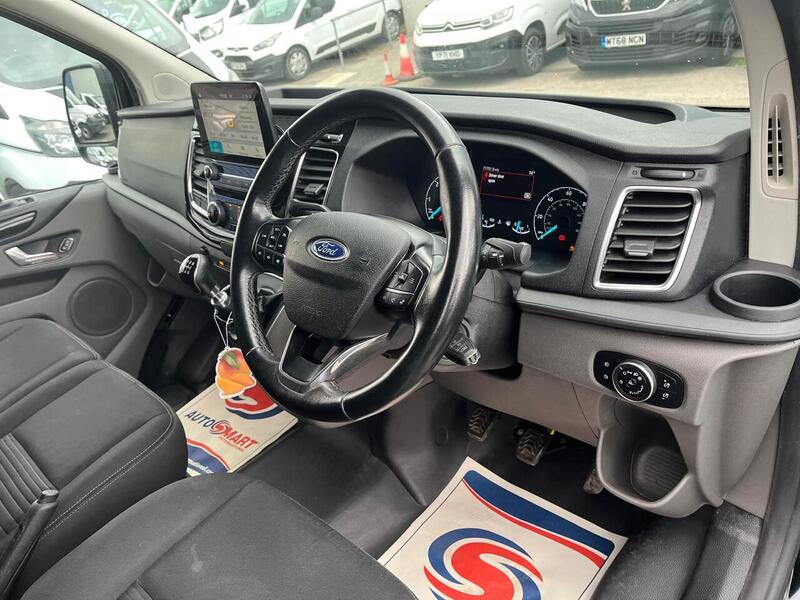 FORD TRANSIT CUSTOM 2.0 280 EcoBlue Limited Panel Van 5dr Diesel Manual L1 H2 Euro 6 (s/s) (130 ps) - U15015