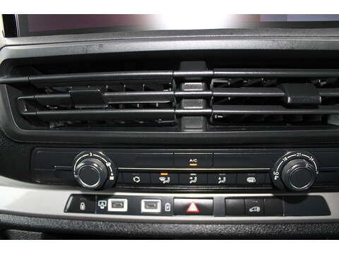 Vauxhall Vivaro Turbo D Prime - U15034