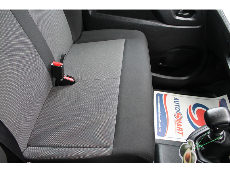 Vauxhall Vivaro Turbo D Prime - U15034