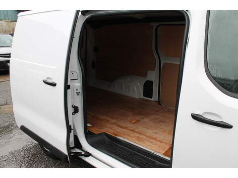 Vauxhall Vivaro Turbo D Prime - U15034