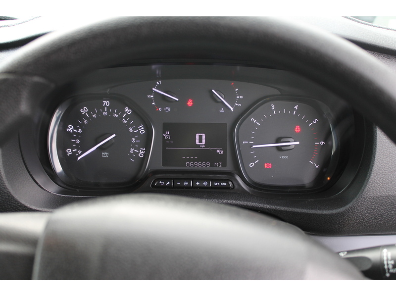 Peugeot Expert BlueHDi 1200 Professional - U15038