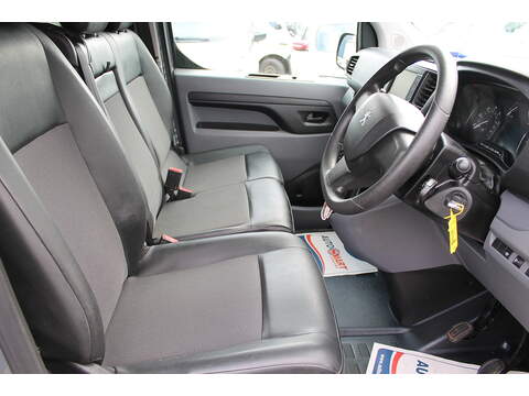 Peugeot Expert BlueHDi 1200 Professional - U15038