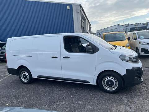 Vauxhall Vivaro Turbo D Prime - U15044