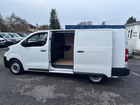 Vauxhall Vivaro Turbo D Prime - U15044