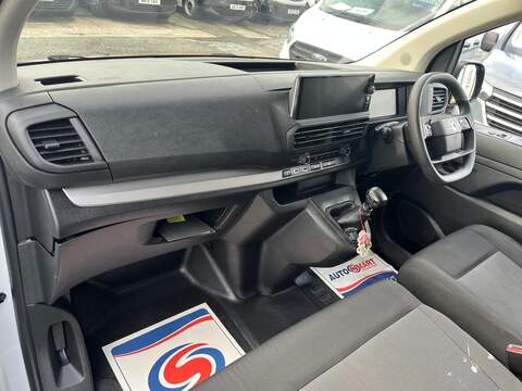 Vauxhall Vivaro Turbo D Prime - U15044