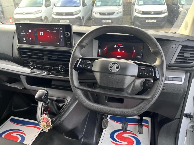 Vauxhall Vivaro Turbo D Prime - U15044