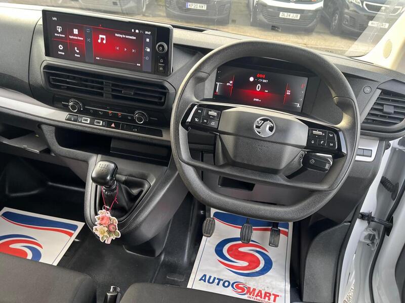 Vauxhall Vivaro Turbo D Prime - U15044