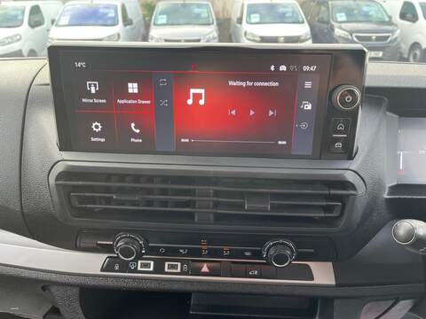 Vauxhall Vivaro Turbo D Prime - U15044