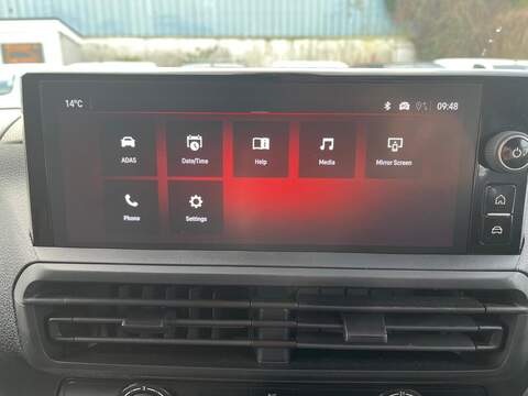 Vauxhall Vivaro Turbo D Prime - U15044