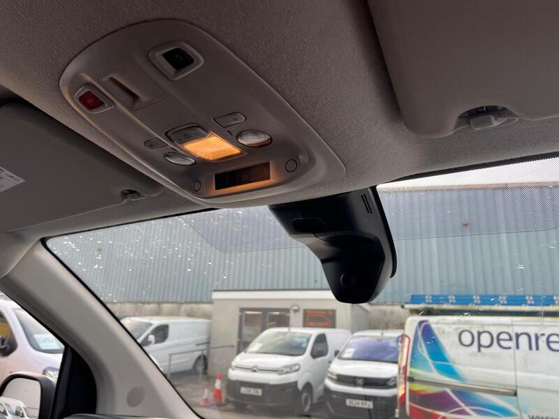 Vauxhall Vivaro Turbo D Prime - U15044